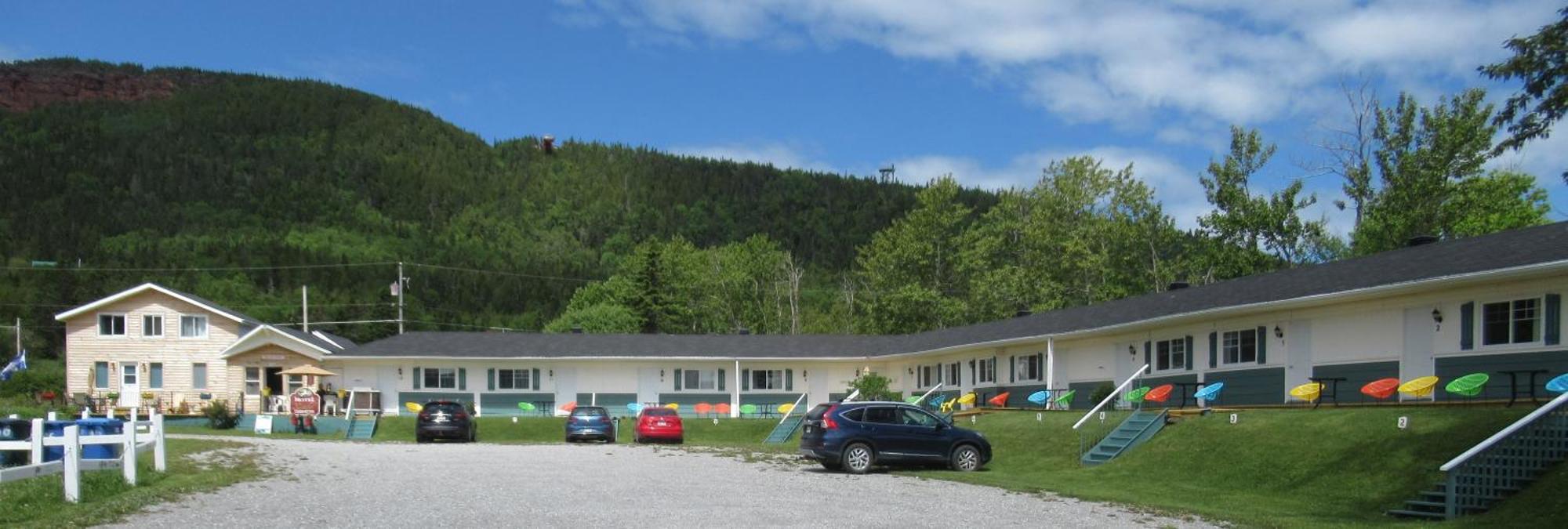 Motel Et Chalet Natabel Perce Exterior photo