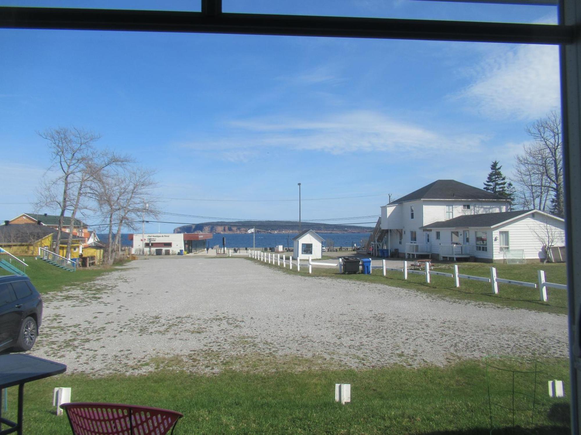 Motel Et Chalet Natabel Perce Exterior photo